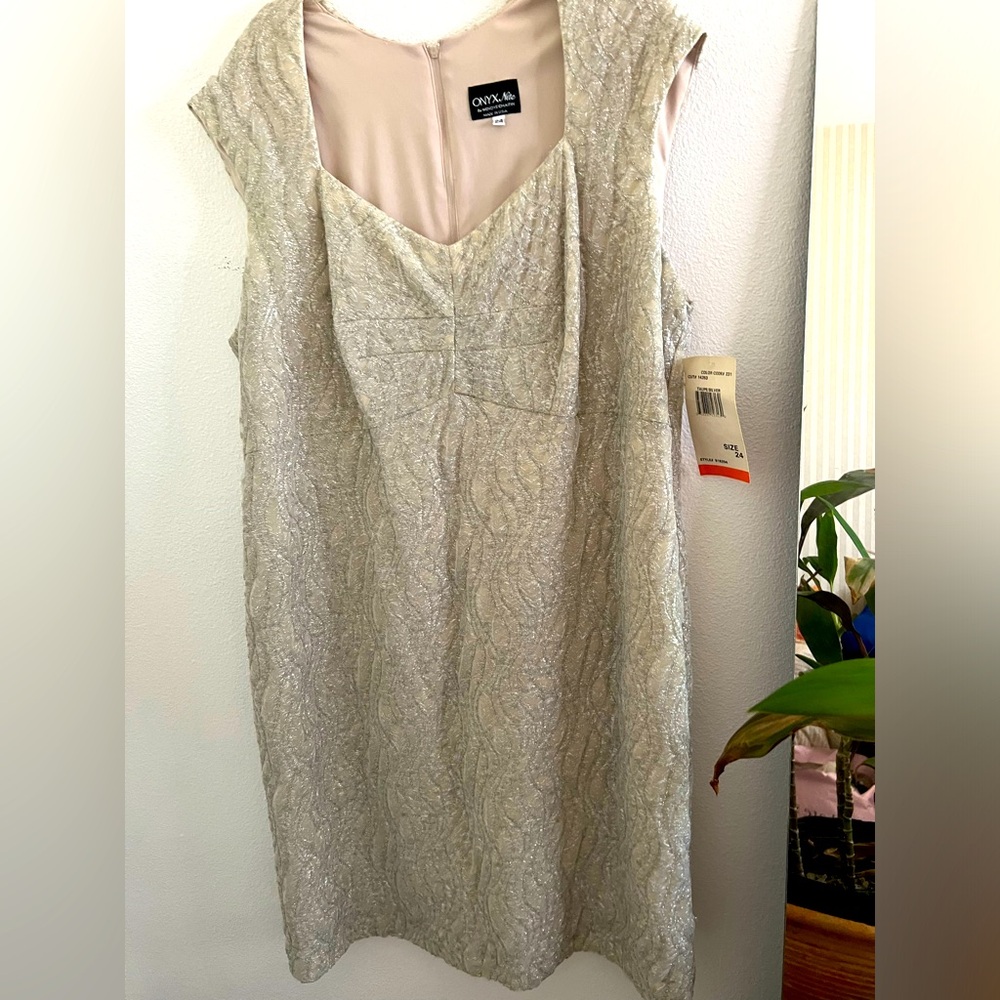 Onyx Nite in women’s dresses by wendye chaitin